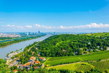 维也纳海洋之家+黑死病纪念柱+弗洛伊德博物馆+多瑙岛一日游【私家团包车游】