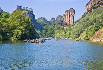 【纯玩无购物】武夷山+月亮湾+青龙大瀑布+风景1号线一日游【7*24 服务 + 不加价 + 特殊退订保障，武夷山 3 大景点半日游，高性价比还省心！】