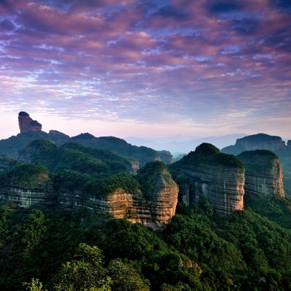 私家包车游+韶关丹霞山+长老峰景区+阳元石一天游（门票自理）