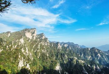 老界岭旅游度假区一日游【不含景交30元】【走过陡峭的千尺幢、攀过险峻的百尺峡,挑战自己，感受大自然的神奇】