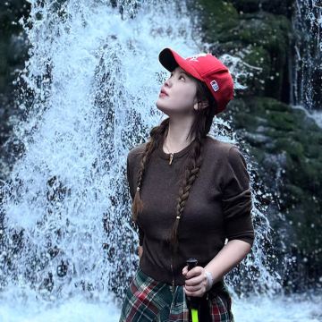 腾冲高黎贡山徒步荒野厨房一日游丨8人内小团+瀑布群+野温泉