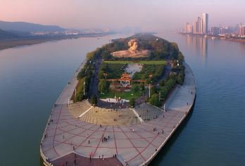 长沙橘子洲+湖南博物院+爱晚亭一日游【好评导游+无购物】【[纯净旅行]无购物店，无特产店，无隐形消费，无车销，进店1赔10，赠送矿泉水，回归旅游本质；】