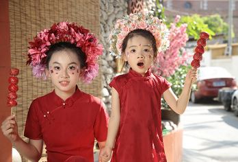 8人小团+泉州开元寺+西街+南少林+蟳埔村+洛阳桥一日游纯玩【打卡明星同款簪花‘今生戴花，来世漂亮’把幸福和浪漫戴在头上。】