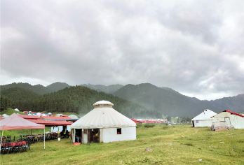 【精品包车游+瀑布】南山牧场+西白杨沟-神布拉克瀑布一日游【[专车接送]专车无忧往返接送】