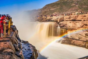 西安出发：壶口瀑布+知青旧居一日游【三环内接早+深度讲解】【三环内小车接早】