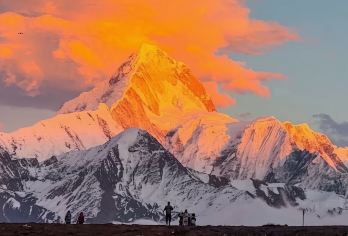 丽江玉龙雪山景区【牦牛坪+蓝月谷】一日游+2-8人团+赠衣氧【优质交通：6-8人小团、大研古城束河古镇免费接送】