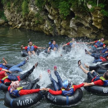 日惹Pindul洞穴+Oyo漂漂河体验：2-3小时+自行集合