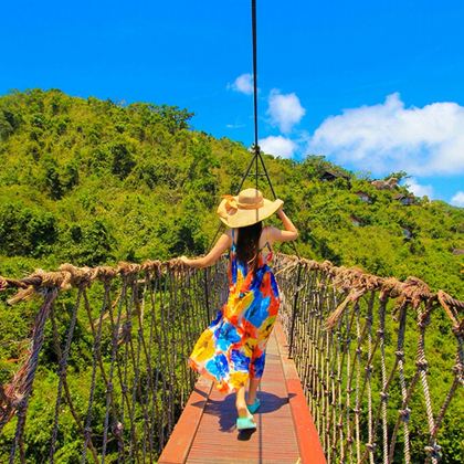 三亚亚龙湾热带天堂森林公园一日游【含接送+景区门票+游览车】