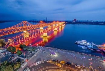 中朝鸭绿江边境一日活动包车【独立包车、专职司导、上门接送】【当地司导，上门接送、独立包车，行程自由。】