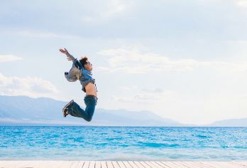 博乐赛里木湖一日游【超长游览/博乐市区接送】【小团景点直达，深度游玩东门进东门出，慢节奏享受尽享畅玩。】