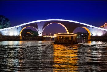 苏州留园+寒山寺+枫桥景区+姑苏水上游+山塘街+虎丘山一日游【一天内带您游遍古典园林，千年古刹，皇家园林，水乡风光净收眼底】