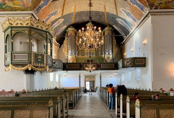 挪威+维格兰雕塑公园+奥斯陆市政厅+奥斯陆主教座堂一日游【私家团包车游 I 中英文司导 I 行程可沟通调整】