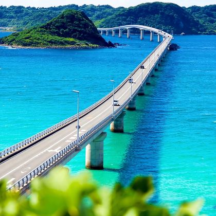 日本北九州门司港+唐户市场+角岛大桥+元乃隅神社一日游