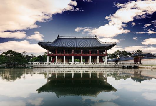 韩国首尔 景福宫+北村韩屋村+仁寺洞+清溪川+市场包车一日游【网红打卡圣地[纯玩包车一日游]】