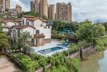 惠州南昆山11房20床泳池温泉别墅+亲子滑梯+KTV+烧烤【别墅内带泳池+温泉+麻将+烧烤炉+KTV+乒乓球+会议+厨房，配套齐全，足不出户即可畅享别墅轰趴】