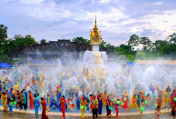 云南西双版纳傣族园+西双版纳原始森林公园一日游-独立用车【[品质保障]一单一团，全程只为您服务不论您多少人，司机、用车等全程都是为您服务】