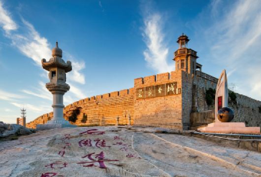 惠安崇武古城+风车岛+惠女风情园+西沙湾+洛阳桥一日游【泉州市区/厦门岛内免费上门接送，轻松出行无烦忧。】