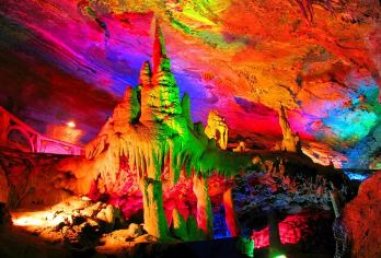 博山开元溶洞+陶琉大观园一日游【溶洞内自然景物玲珑剔透，形象逼真，令人目不暇接。】