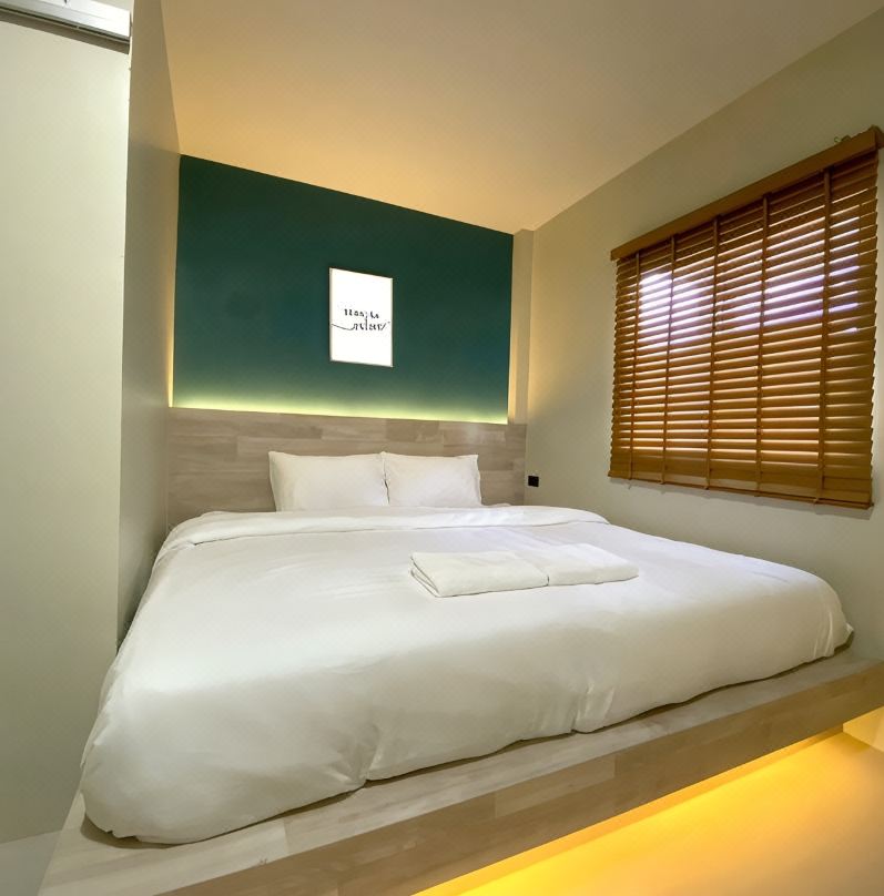 Ampm Hotel