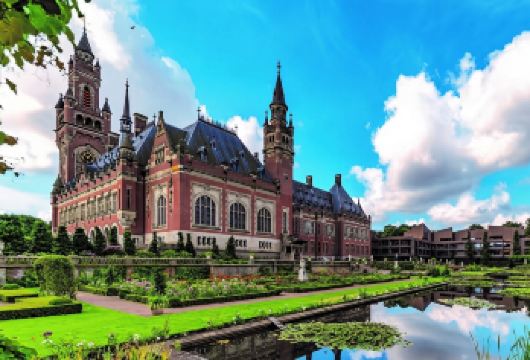 荷兰阿姆斯特丹往返-海牙-鹿特丹【中文服务｜市区接送】【专属线上管家服务+当地华人司机，给您专业的服务保障】