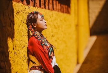 香格里拉纯玩一日游【环湖纳帕海◆回程走高速◆不推骑马】【[优选行程]理想净土—探寻消失的地平线、心中的日月】