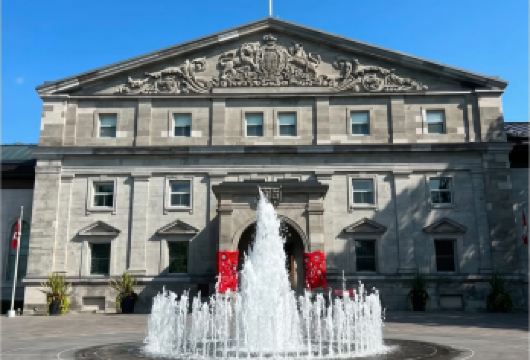 加拿大渥太华国会山+里多河+国家美术馆+总督府经典地标一日游【专属包车省心游：全程专车服务，可定制旅程，自由掌控游览节奏享受舒适惬意的深度之旅。】