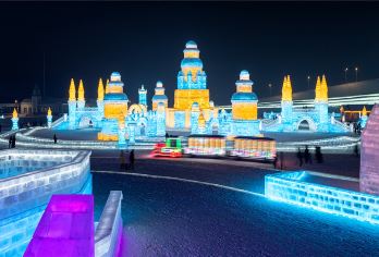 冰雪大世界+虎林园+圣索菲亚大教堂+中央大街一日游【私家团】【私密出行尽享轻奢体验，非传统意义司机兼向导-多为友善的当地人，用对待朋友的方式带你玩遍冰雪之都】