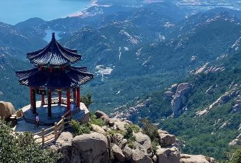 【青岛崂山8人小团仰口+太清】环海公路/专车进山【[青岛市区上门接、导游全程陪同、行程轻松不赶早、神秘伴手礼一份、专车进山无需换程]】