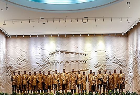 贵州遵义遵义会议会址+茅台镇一日活动【国酒之乡】【[纯玩无购物]保证不进任何形式购物店，不加任何行程以外景点；游玩时间充足，】