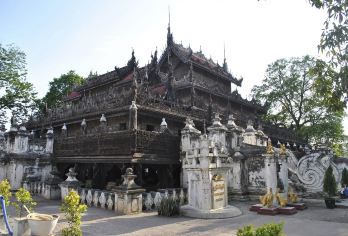 缅甸曼德勒省敏贡佛塔+马哈穆尼寺+曼德勒皇宫一日游【游览遍布在伊洛瓦底江附近的曾经的曼德勒古都遗留下来的秀丽景色和楼阁。】