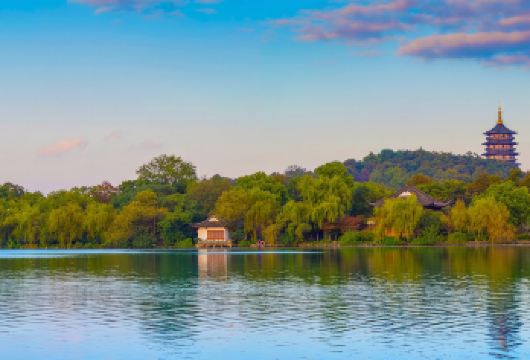 【西湖风景名胜区|岳王庙】8人拼团大咖2.5小时讲解 含耳麦【于山水林草间聆听英雄故事】