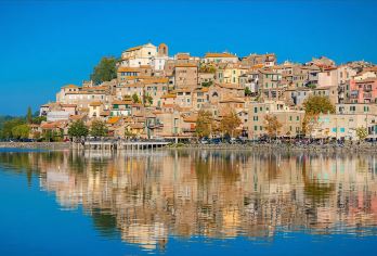 意大利罗马【布拉恰诺往返+斗兽场+古罗马广场】中文包车一日游【打卡小众布拉恰诺，汤姆克鲁斯世纪婚礼之地，领域静谧的湖岸风光】