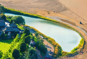 敦煌+莫高窟+鸣沙山月牙泉一日游【莫鸣月（1人可发团）】【优质专业的司机带您 玩转敦煌，更多选择惊喜等待您解锁】