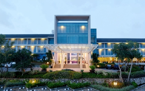 Emersia Hotel & Resort-官方