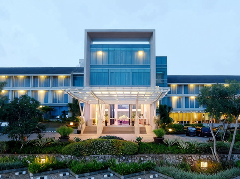 Emersia Hotel & Resort主图