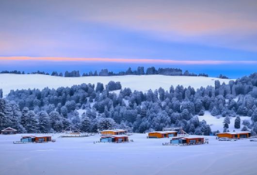 库尔德宁一日游（7人以内小团）【[神秘之美]高山峻岭千姿百态，与山间溪流交相辉映】