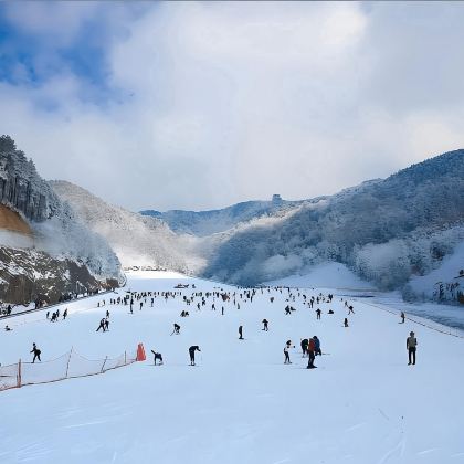 赏雪景、看雾凇、观云海——临安大明山万松岭滑雪（畅滑）一日