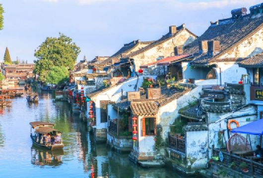 精品小团 | 可选英文导游丨上海出发乌镇东栅+西栅1日【[精选景点]乌镇东栅+西栅深度漫游，上海出发！】