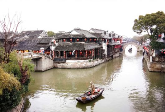 苏州+拙政园+乌镇+西栅夜游一日游【纯玩 品鉴江水乡园林】【畅游地标景点，寻国家宝藏，赏世界文化遗产，漫游古街感受此座老城慢时光。】