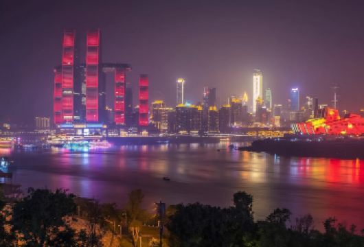 重庆山城夜景夜游天台131+ 导游带队大巴 看重庆夜景 【包含大巴车，导游，纯玩。】