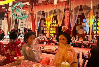 神探说-洛阳龙门石窟+白马寺+老君山私家团【6人以内】【[1.按你喜欢的来​ ]想睡懒觉？爱逛老街？带娃想轻松？行程跟着你的节奏、爱好走，拒绝千篇一律。】