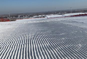 河口冰雪乐园一日游【哈尔滨超给力滑雪场，娱雪滑雪套餐】【湿地公园，休闲娱乐】