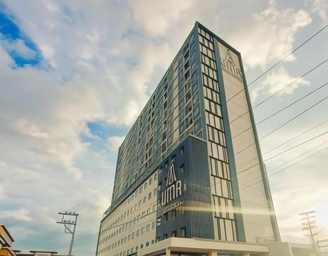 UMA Hotel & Residences