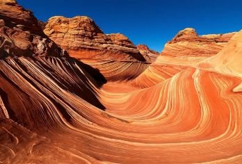 陕西靖边波浪谷景区一日游【延安出发 +上门接送】【领略黄土高原 丹霞地貌 当地经验丰富向导带队】