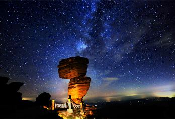 贵州铜仁梵净山一日游【限时特惠&红云金顶+蘑菇石*万卷书】【[轻松出游]专车专导，集合点集合。】