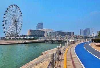 【黄岛西海岸】纺织谷+跨海大桥+唐岛湾公园+醉美金沙滩一日游【[专属行程]漫步唐岛湾，醉美金沙滩，游览时间充足，尽情在沙滩嬉戏】