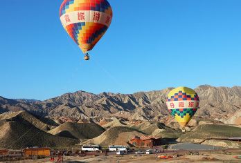 马蹄寺+张掖七彩丹霞一日游【1-6人精品团/含接送/无购物】【[1-6人精品团]1人也可成团，人少团小，自由出行，景区直达，市区酒店/张掖西站附近免费上门接送服务】