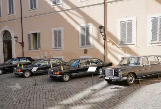 包车专享罗马城堡区精华：夏宫+古道+古城+阿尔巴诺湖风光【无需为交通烦恼，舒适专车全程接送，行程灵活自由，随心掌控游览节奏，沉浸式感受意大利风情。】