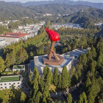 红色旅游：井冈山一日活动+贵宾包车+中/英文导游/翻译