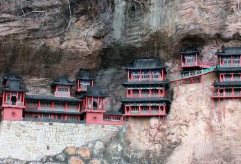 太原+云冈石窟+悬空寺一日游【上门接送+独立包车+时间可调】【[定制旅行新体验]私密包车，地道老司机带您解锁当地美食、人文风情】